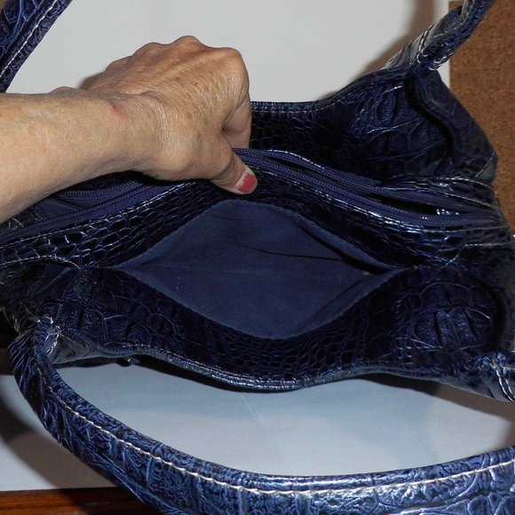 Shoulder Purse - Beautiful - Shiny Dark Blue - Picture 6 of 7